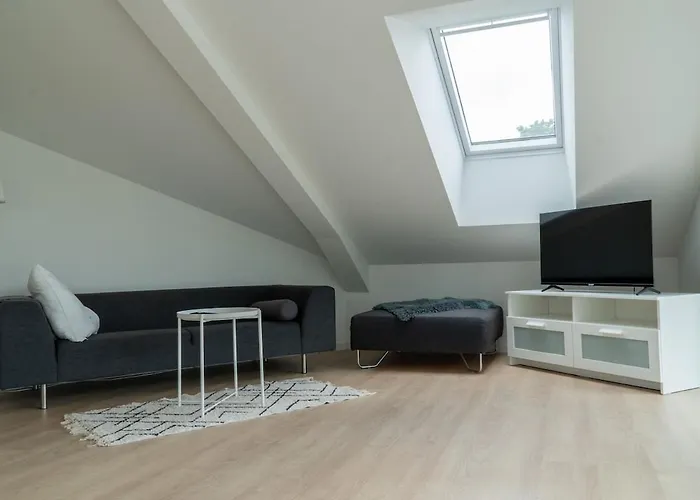 6 Person Modern With Style And Comfort * Lejre